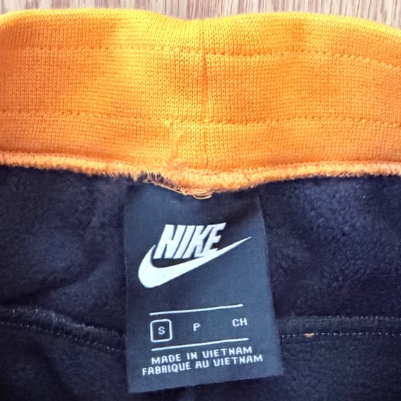 Nike NWOT Fleece Mixed-Media Joggers (S) - Picture 12 of 14